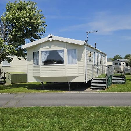 Вілла 6 Berth On John Fowlers Berrow Екстер'єр фото